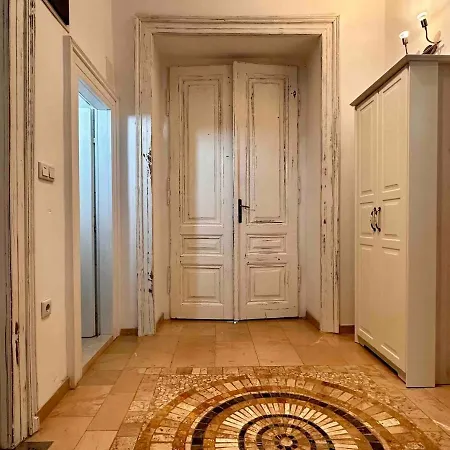 Apartment Historic In Center Sarajevo