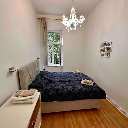 Apartment Historic In Center *